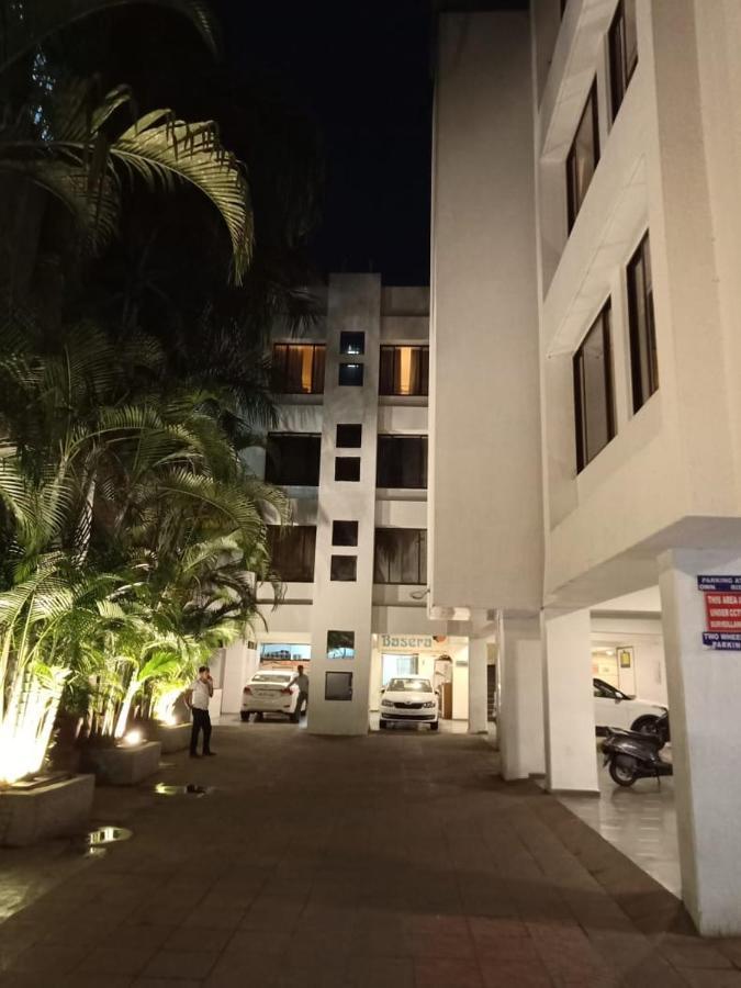Treebo Trend Hotel Basera Pune Esterno foto