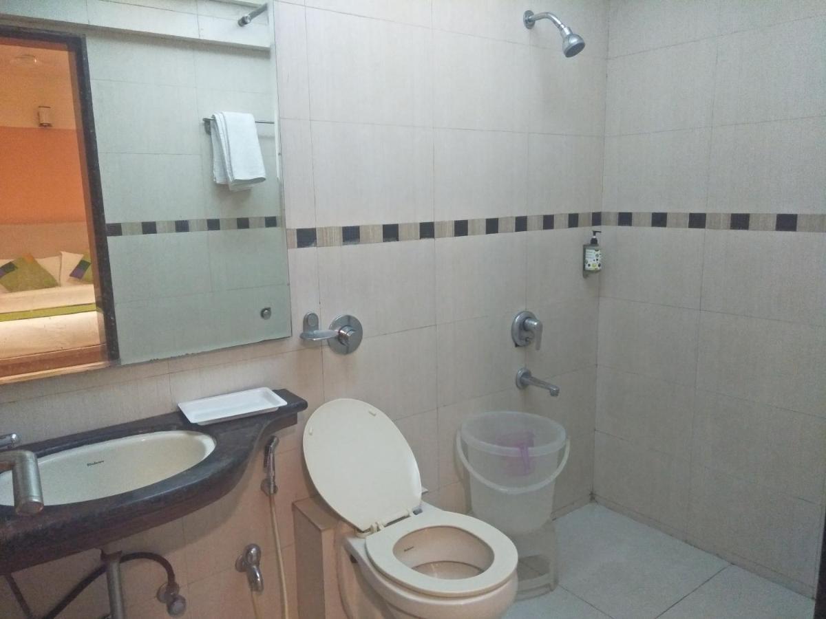 Treebo Trend Hotel Basera Pune Esterno foto
