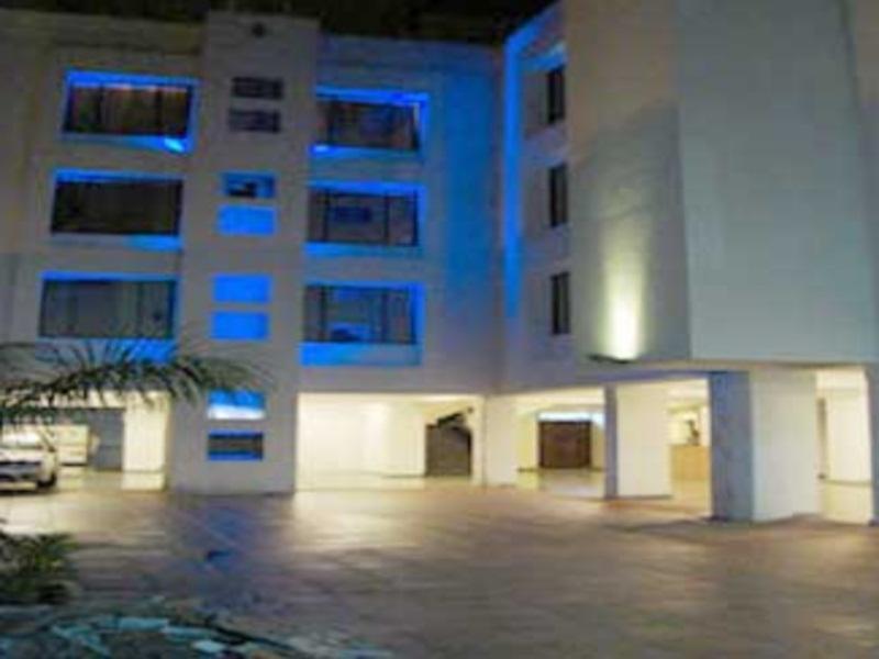 Treebo Trend Hotel Basera Pune Esterno foto